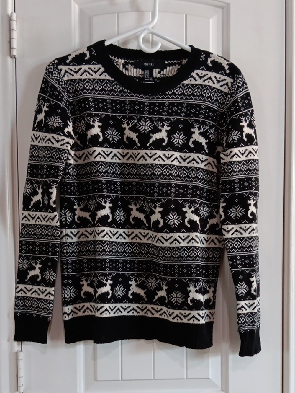 Forever 21 Fair Isle Reindeer Christmas Sweater Black White Medium